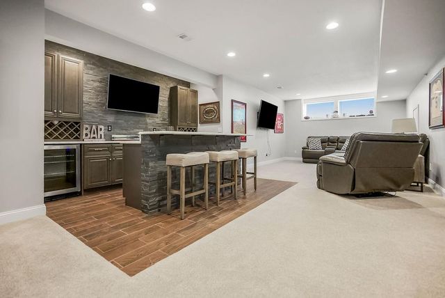 10992 S Barth Road, Olathe, KS 66061