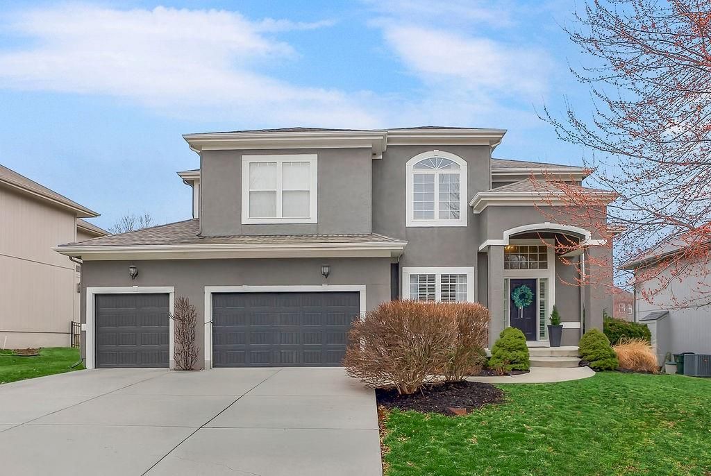 10992 S Barth Road, Olathe, KS 66061