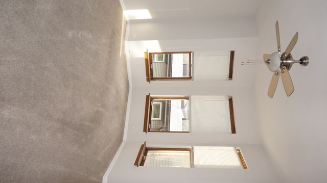 325 W Wisconsin Street 1853-2, Chicago, IL 60614