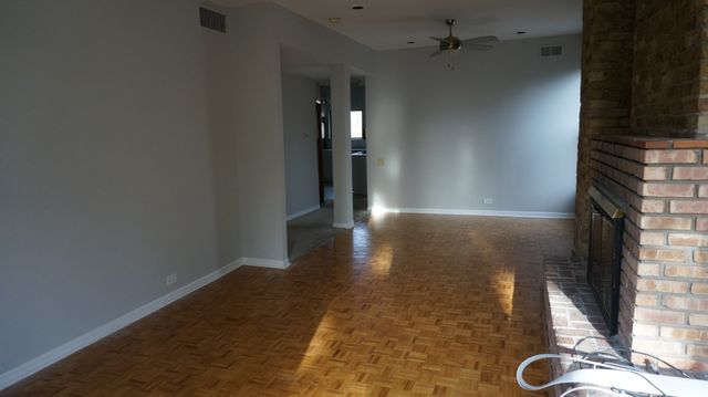 325 W Wisconsin Street 1853-2, Chicago, IL 60614