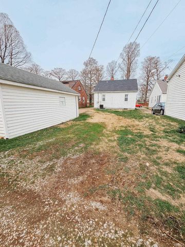 911 Oak Hill Road, Evansville, IN 47711