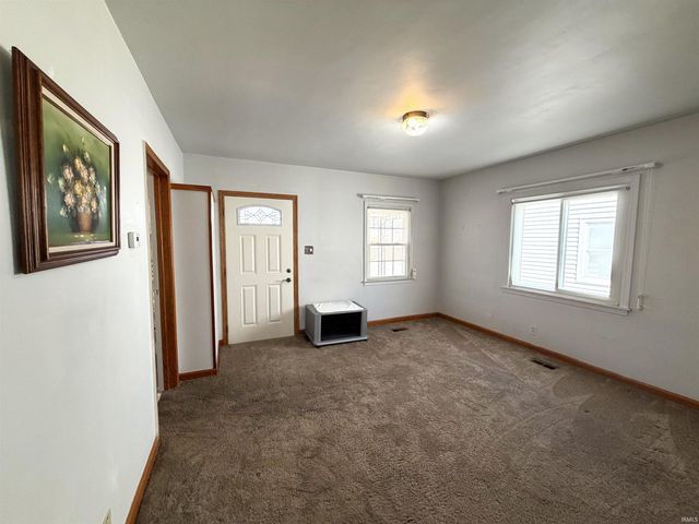 911 Oak Hill Road, Evansville, IN 47711