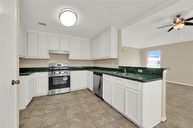 1602 Monroe Street, Houston, TX 77023