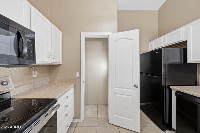 16011 N 35TH Drive, Phoenix, AZ 85053