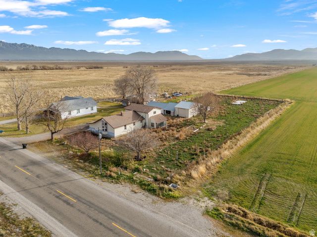 10205 W 10400 N, Tremonton, UT 84337