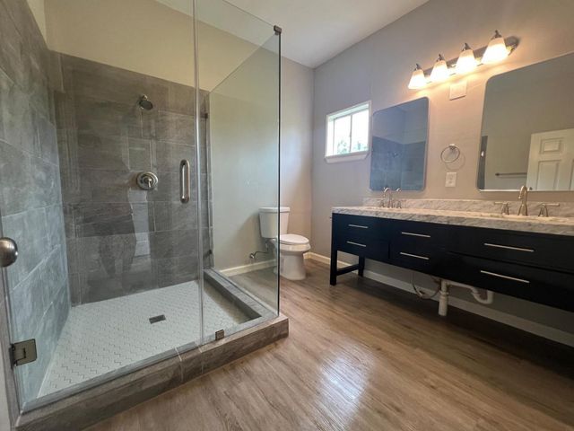 638 Kelly Lane, Holiday Lakes, TX 77515
