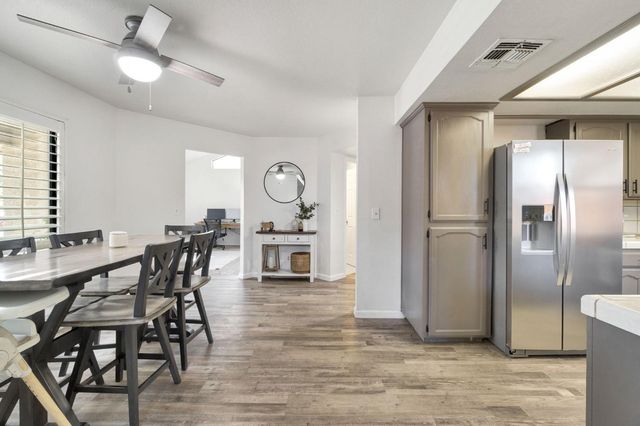 6241 N Lodi Avenue, Fresno, CA 93722