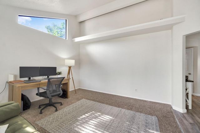 6241 N Lodi Avenue, Fresno, CA 93722