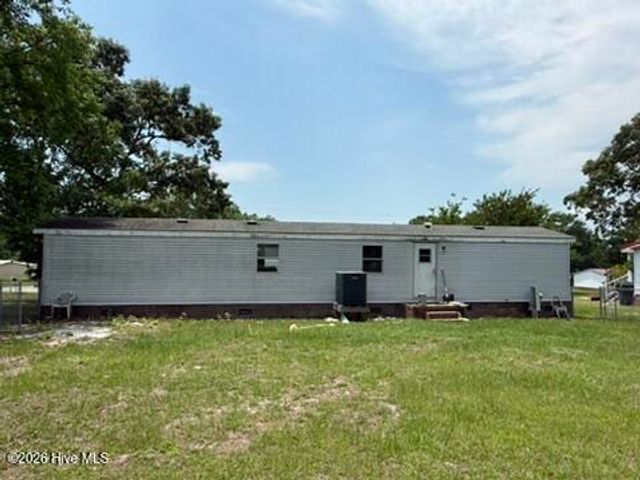 388 Kestrel Drive SW, Shallotte, NC 28470