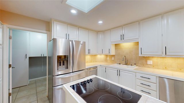 6920 Westover Drive, Granbury, TX 76049