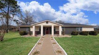 6920 Westover Drive, Granbury, TX 76049