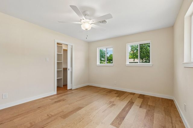 2712 Friar Tuck LN, Austin, TX 78704