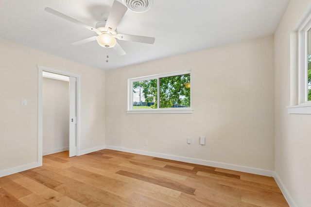 2712 Friar Tuck LN, Austin, TX 78704