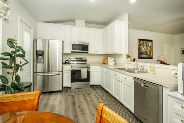 517 Longshore Drive, Little Elm, TX 75068