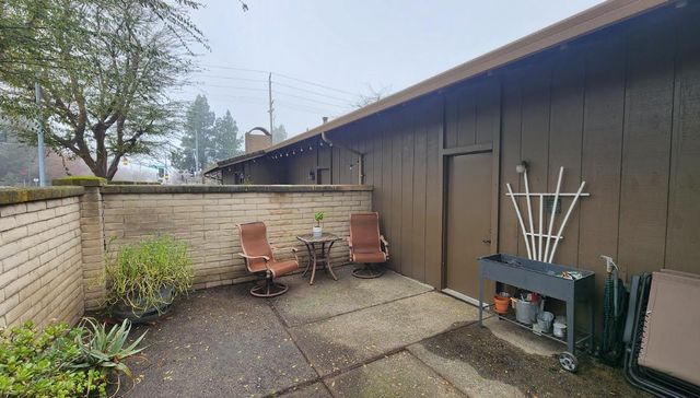 2441 W Elm, Lodi, CA 95242