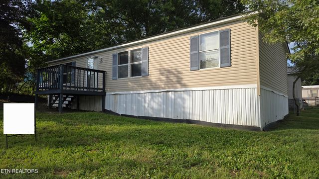 205 Royal St, Clinton, TN 37716