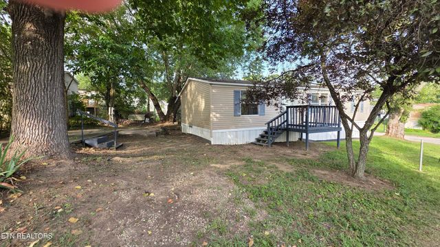 205 Royal St, Clinton, TN 37716