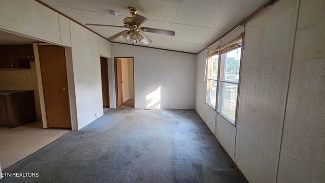 205 Royal St, Clinton, TN 37716