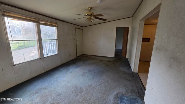 205 Royal St, Clinton, TN 37716