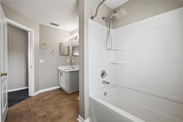 6220 CHERRY BLOSSOM TRAIL, Gibsonton, FL 33534