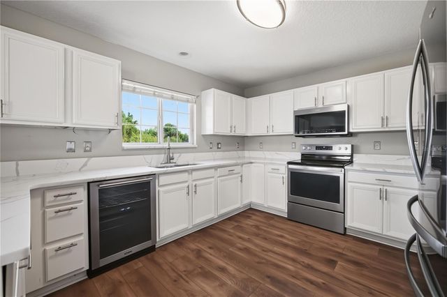 6220 CHERRY BLOSSOM TRAIL, Gibsonton, FL 33534