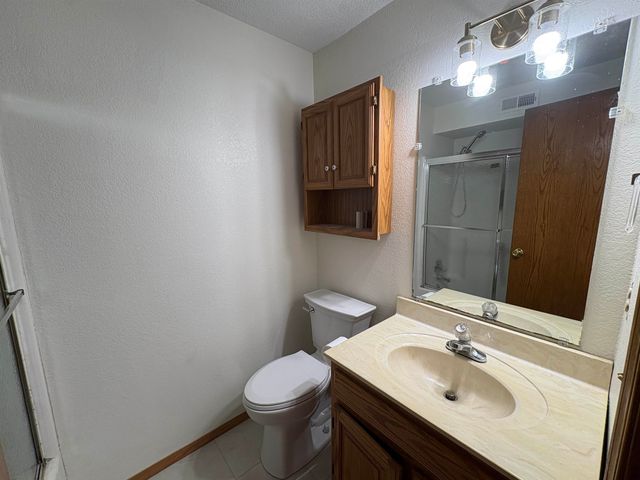 1009 Helen, Augusta, KS 67010