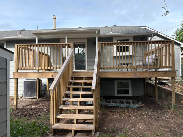 1009 Helen, Augusta, KS 67010