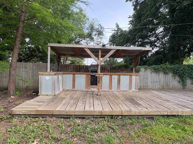 1009 Helen, Augusta, KS 67010