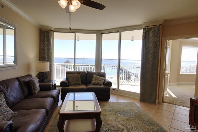 10099 Nelle Ave, Pensacola, FL 32507