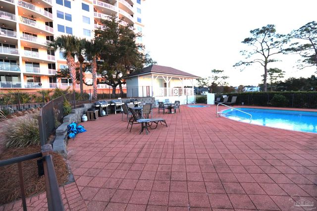 10099 Nelle Ave, Pensacola, FL 32507