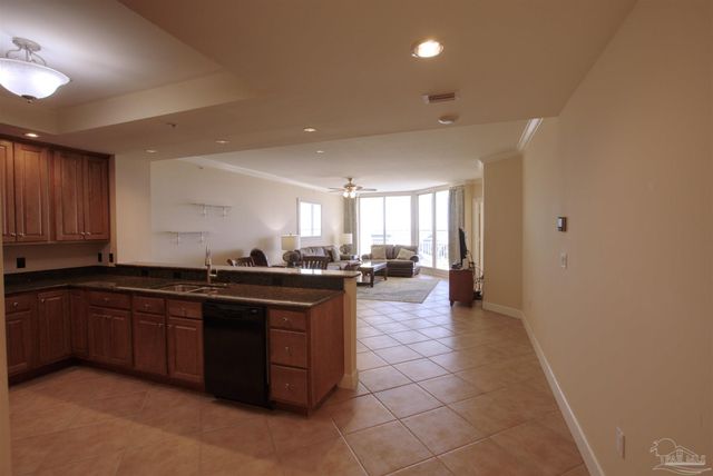 10099 Nelle Ave, Pensacola, FL 32507