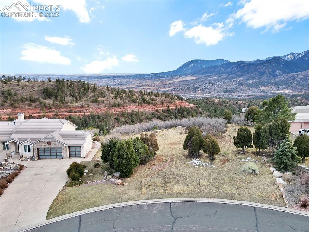 3610 Twisted Oak Circle, Colorado Springs, CO 80904 — exterior