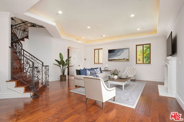 2005 Robinson Street B, Redondo Beach, CA 90278