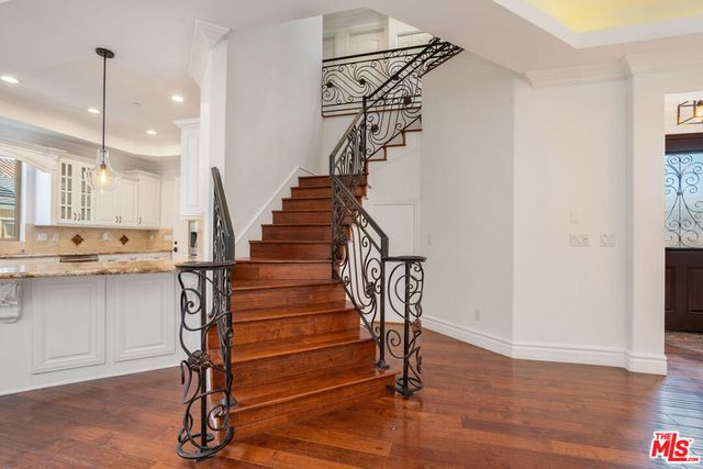 2005 Robinson Street B, Redondo Beach, CA 90278