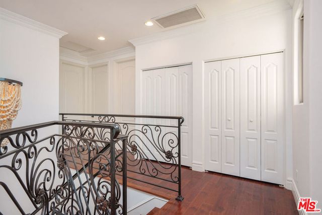 2005 Robinson Street B, Redondo Beach, CA 90278