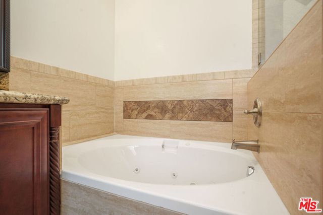 2005 Robinson Street B, Redondo Beach, CA 90278