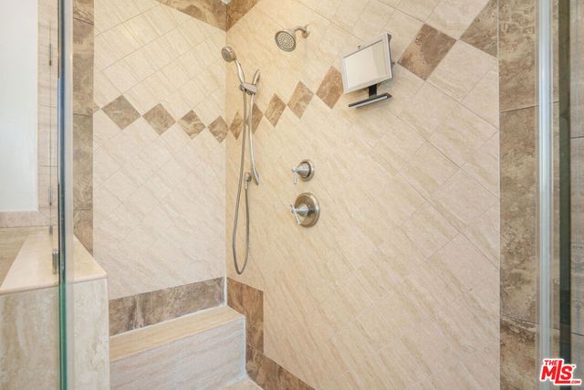 2005 Robinson Street B, Redondo Beach, CA 90278