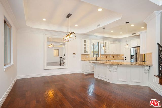 2005 Robinson Street B, Redondo Beach, CA 90278