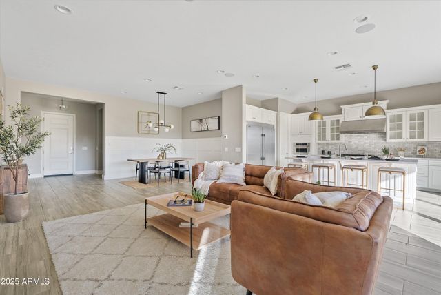 4431 S BENTON Lane, Mesa, AZ 85212