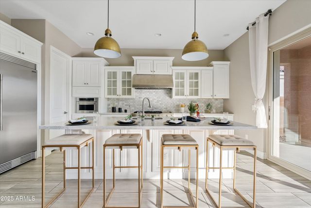 4431 S BENTON Lane, Mesa, AZ 85212