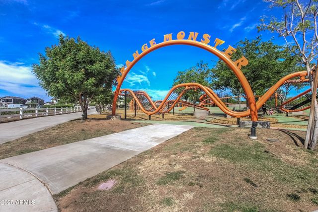 4431 S BENTON Lane, Mesa, AZ 85212