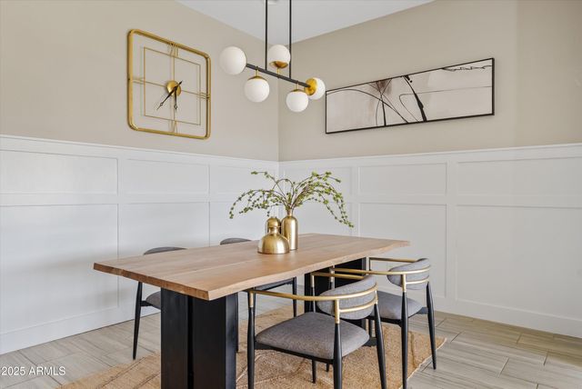 4431 S BENTON Lane, Mesa, AZ 85212