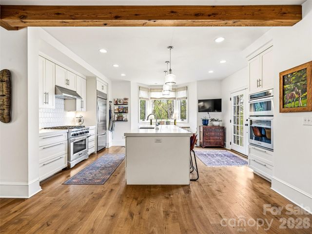 10 Kalimar Heights, Hendersonville, NC 28739