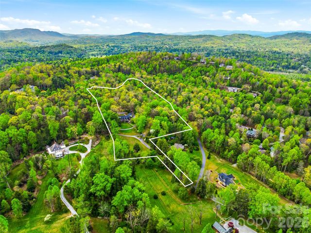 10 Kalimar Heights, Hendersonville, NC 28739