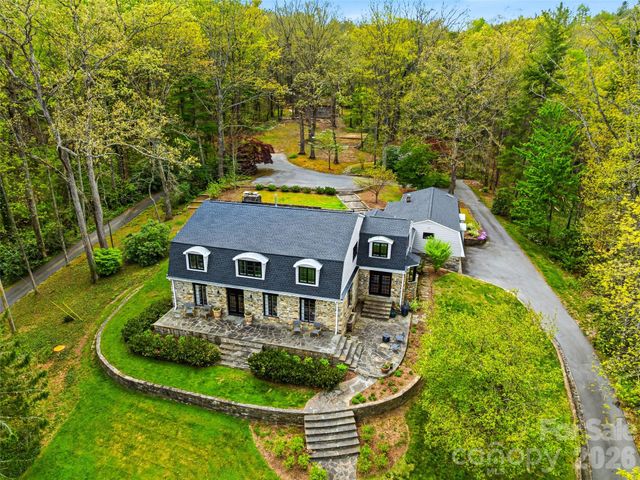 10 Kalimar Heights, Hendersonville, NC 28739