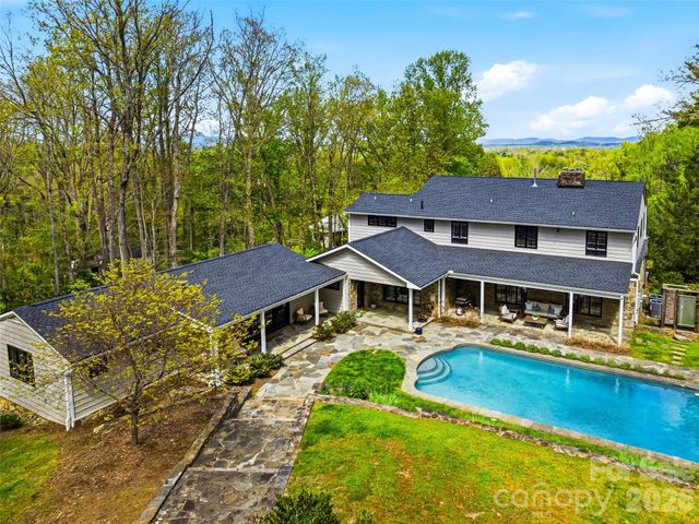10 Kalimar Heights, Hendersonville, NC 28739