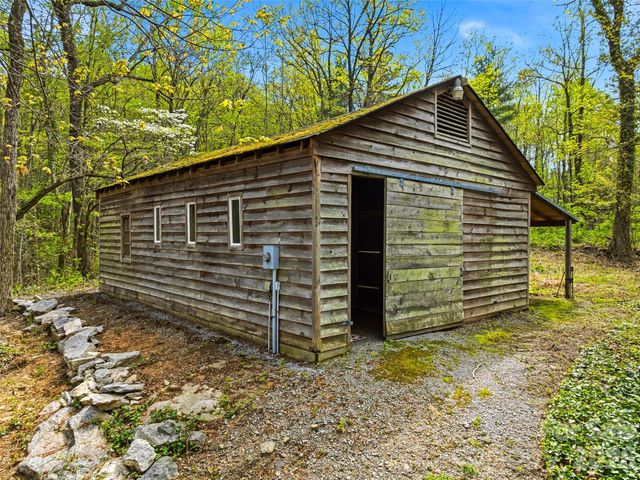 10 Kalimar Heights, Hendersonville, NC 28739