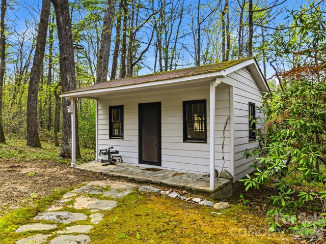 10 Kalimar Heights, Hendersonville, NC 28739