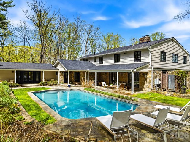 10 Kalimar Heights, Hendersonville, NC 28739