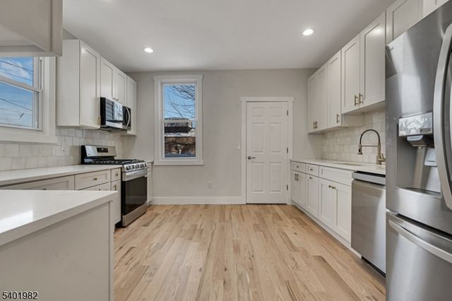 61 Arnold Ter, South Orange Village Twp., NJ 07079